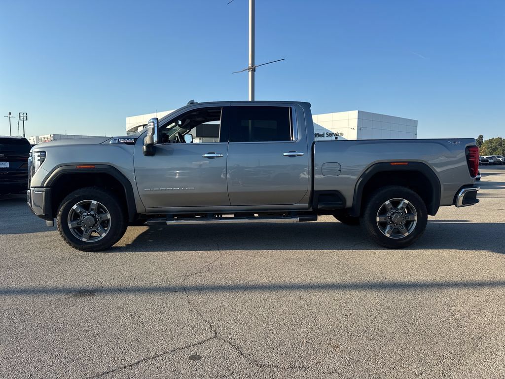 Used 2025 GMC Sierra 2500 SLT w/ SLT Premium Package AWD/4WD image 3
