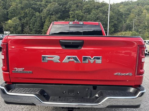 Used 2025 RAM 1500 Big Horn AWD/4WD image 5