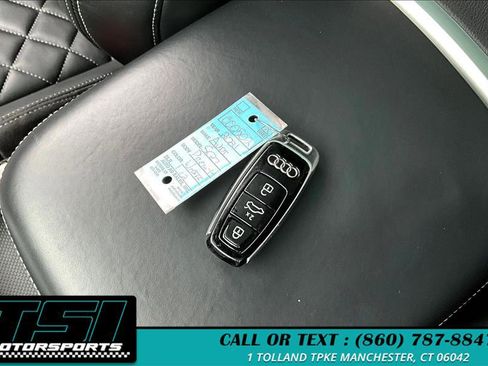 Used 2021 Audi SQ7 Premium Plus w/ Driver Assistance Package image 11