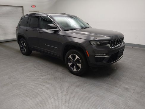 Used 2023 Jeep Grand Cherokee 4WD 4xe w/ Luxury Tech Group II image 11