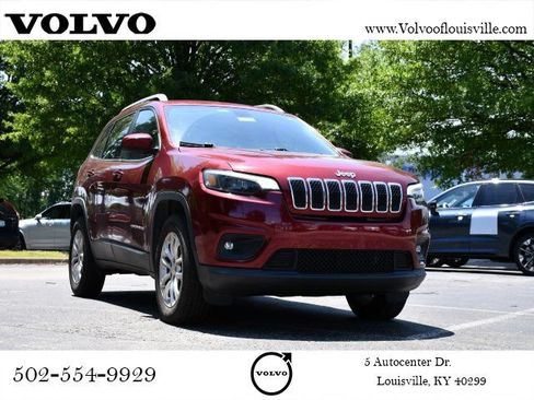 Used 2019 Jeep Cherokee Latitude w/ Cold Weather Group AWD/4WD image 1