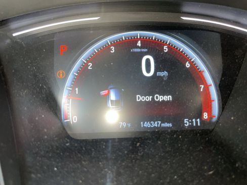 Used 2019 Honda Civic Sport Touring image 8