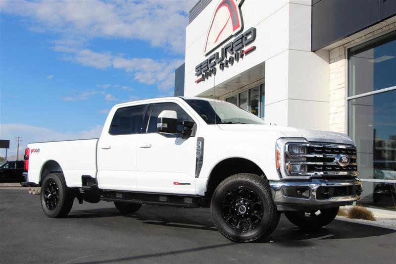 Used 2023 Ford F350 Lariat w/ FX4 Off-Road Package AWD/4WD image 1