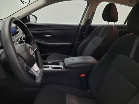 Used 2025 Nissan Sentra SV FWD image 17