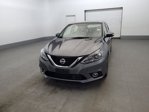 Used 2019 Nissan Sentra SR w/ Premium Package (SR) FWD image 15