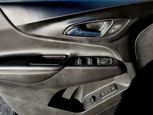 Used 2021 Chevrolet Equinox Premier image 33