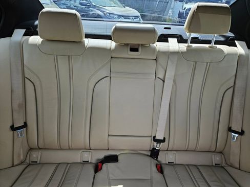 Used 2017 BMW 530i w/ Premium Package image 17