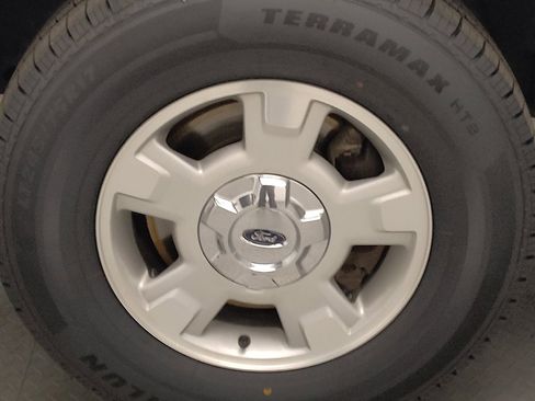 Used 2014 Ford F150 XLT w/ XLT Convenience Package image 31