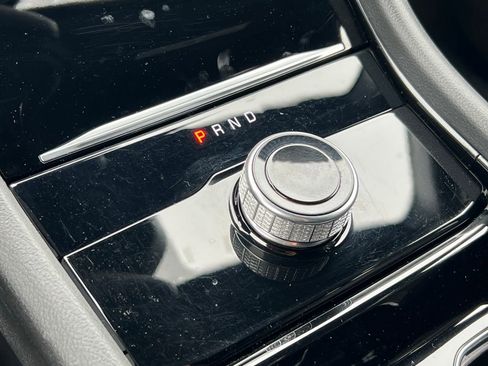 Used 2023 Jeep Grand Cherokee Altitude image 31