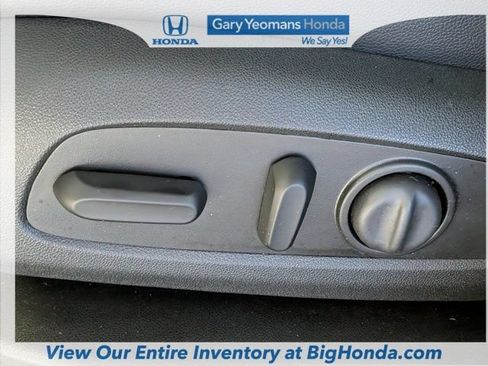 Used 2024 Chevrolet Equinox Premier FWD image 22