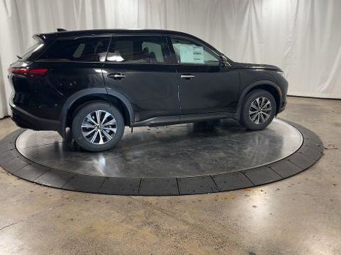 Certified 2025 INFINITI QX60 Pure image 2