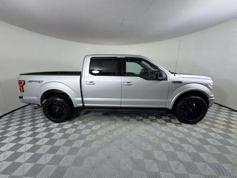 Used 2018 Ford F150 XLT w/ Equipment Group 302A Luxury AWD/4WD image 4