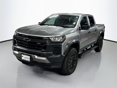Used 2024 Chevrolet Colorado Trail Boss w/ Technology Package image 1