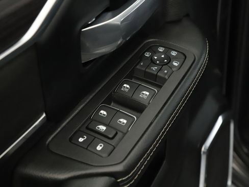 Used 2025 RAM 2500 Laramie w/ Night Edition image 7