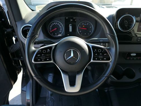 Used 2023 Mercedes-Benz Sprinter 2500 image 19