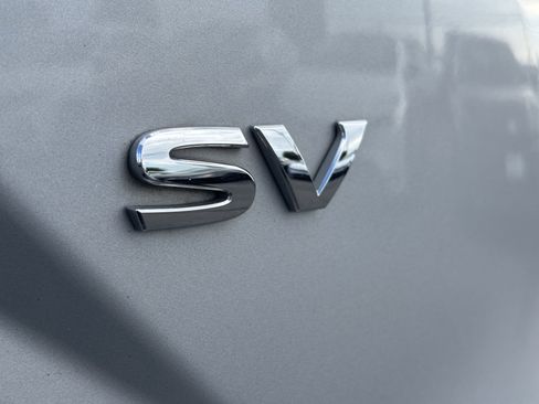 Used 2018 Nissan Murano SV FWD image 12