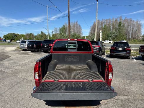 Used 2016 Nissan Frontier SV image 14