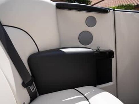 Used 2014 Rolls-Royce Phantom Drophead Coupe image 83