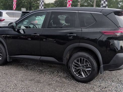 Used 2023 Nissan Rogue S FWD image 6