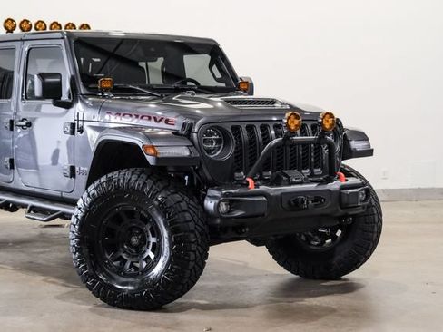 Used 2021 Jeep Gladiator Mojave AWD/4WD image 31