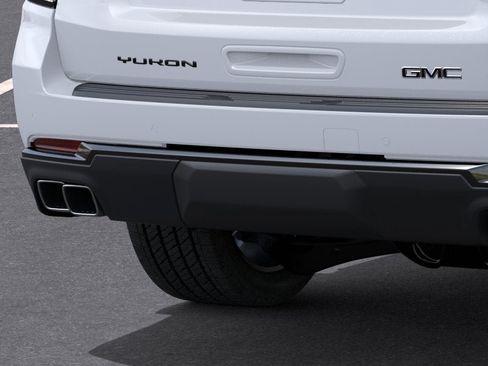New 2026 GMC Yukon Denali Ultimate AWD/4WD image 14