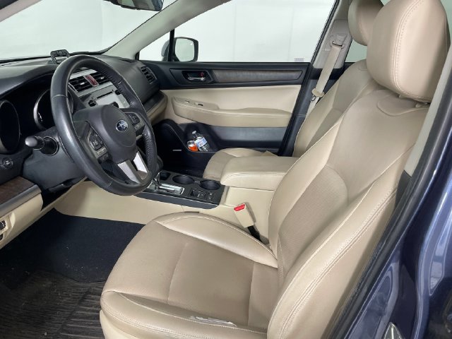 Used 2017 Subaru Outback 2.5i Limited AWD/4WD image 2