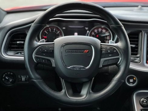 Used 2019 Dodge Challenger GT RWD image 22