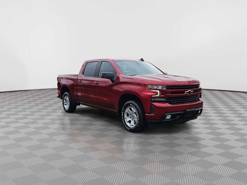 Used 2021 Chevrolet Silverado 1500 RST image 2