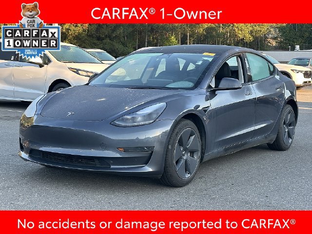 Used 2023 Tesla Model 3 Standard Range RWD image 3
