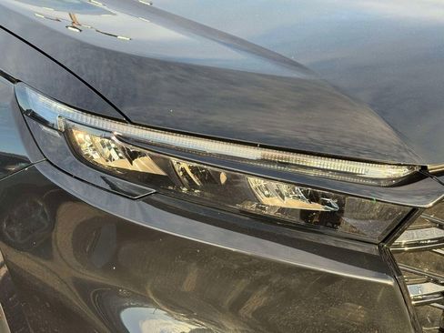 Used 2025 Honda CR-V Sport-L image 9