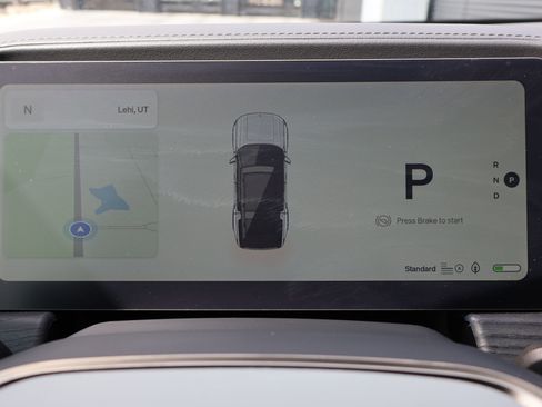 Used 2023 Rivian R1S Launch Edition image 15