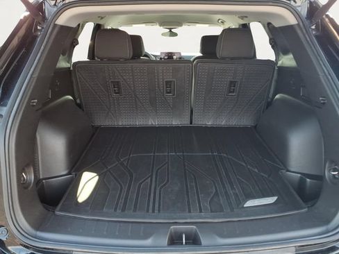 Used 2024 Chevrolet Blazer LT w/ Convenience Package FWD image 28