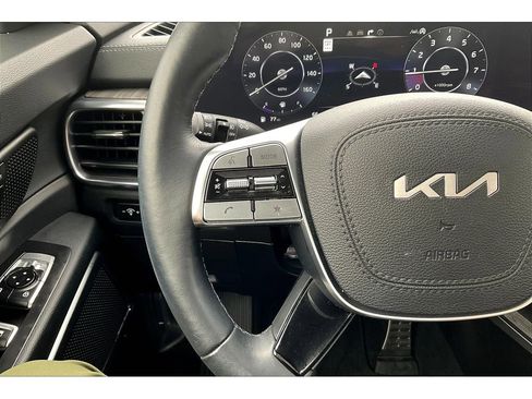Used 2024 Kia Telluride SX Prestige image 18