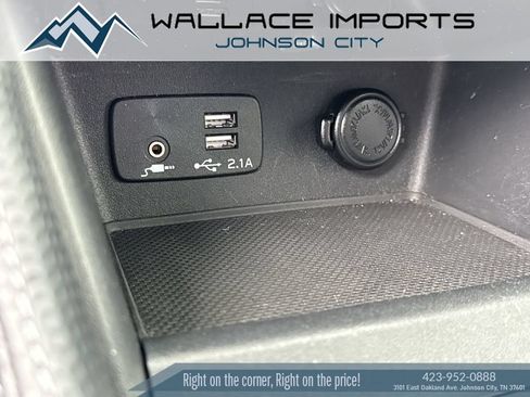 Used 2021 Subaru Forester Touring w/ Popular Package #2 AWD/4WD image 29