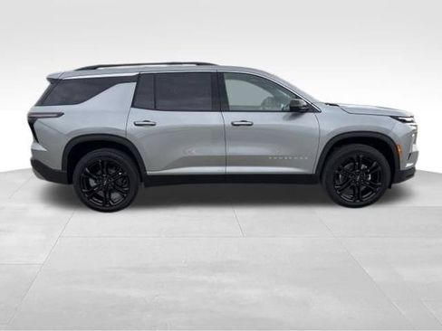 New 2026 Chevrolet Traverse LT w/ Enhanced Driving Package AWD/4WD image 6