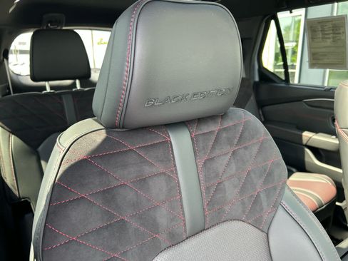 Used 2026 Honda Pilot Black Edition image 33