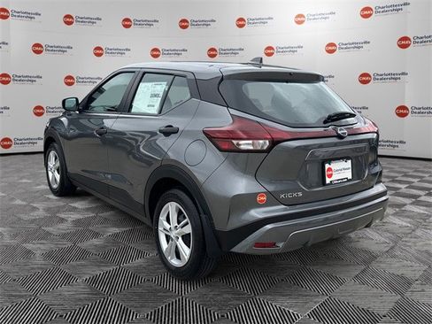 New 2025 Nissan Kicks S image 3