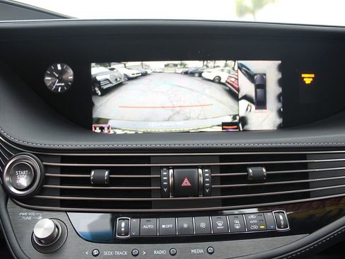 Used 2018 Lexus LS 500 image 40