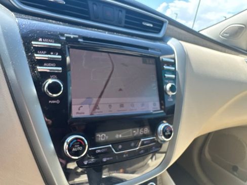 Used 2019 Nissan Murano SL FWD image 11