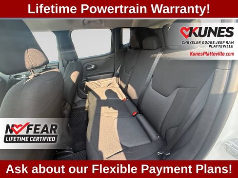 Used 2023 Jeep Renegade Latitude AWD/4WD image 35