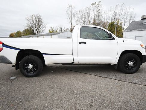 Used 2015 Toyota Tundra SR image 8