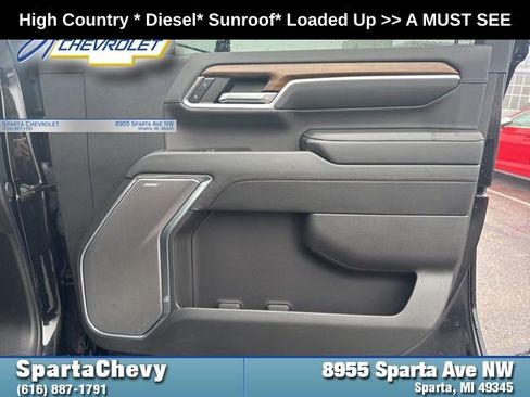 Used 2024 Chevrolet Silverado 2500 High Country AWD/4WD image 24