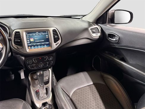 Used 2020 Jeep Compass Latitude w/ Popular Equipment Group image 24