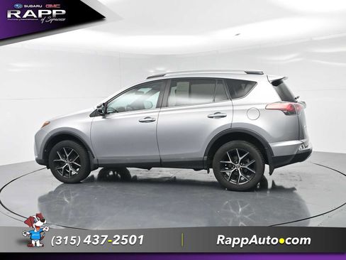 Used 2017 Toyota RAV4 SE AWD/4WD image 5