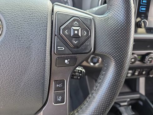 Used 2019 Toyota Tacoma TRD Off-Road AWD/4WD image 24