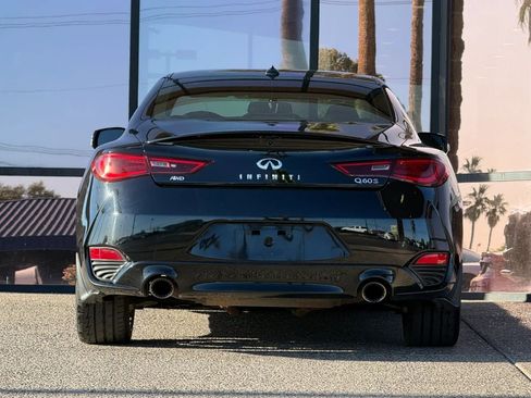 Used 2017 INFINITI Q60 Red Sport 400 image 10