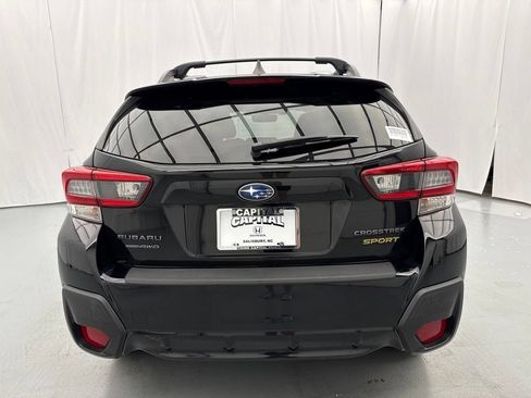 Used 2022 Subaru Crosstrek 2.5i Sport w/ Moonroof Package AWD/4WD image 8