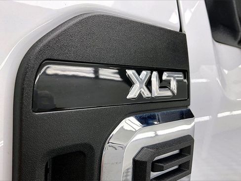 Used 2024 Ford F250 XLT w/ FX4 Off-Road Package image 8