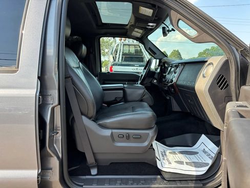 Used 2012 Ford F250 Lariat w/ Lariat Ultimate Pkg AWD/4WD image 31