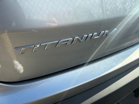 Used 2023 Ford Edge Titanium w/ Class II Trailer Tow Package AWD/4WD image 9